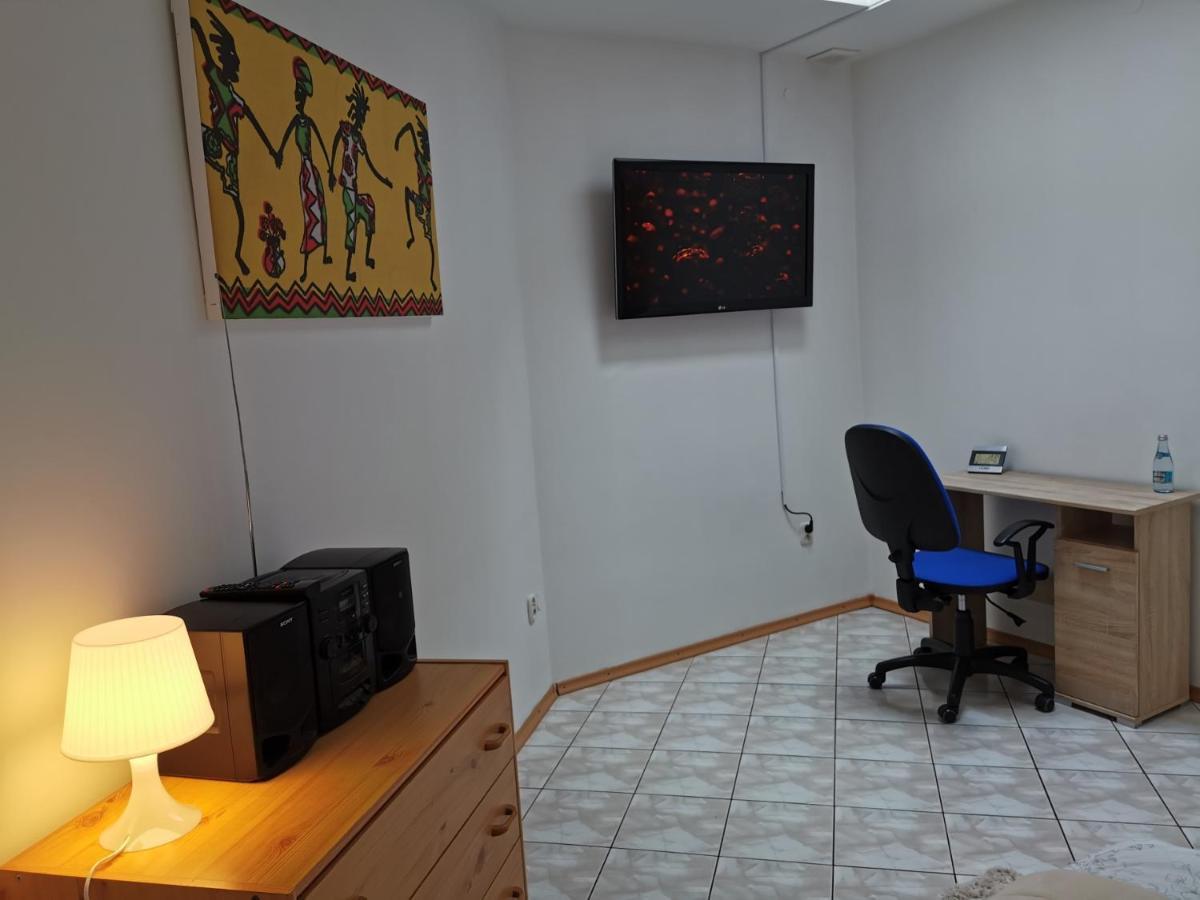White Apartment Jablonna  ภายนอก รูปภาพ
